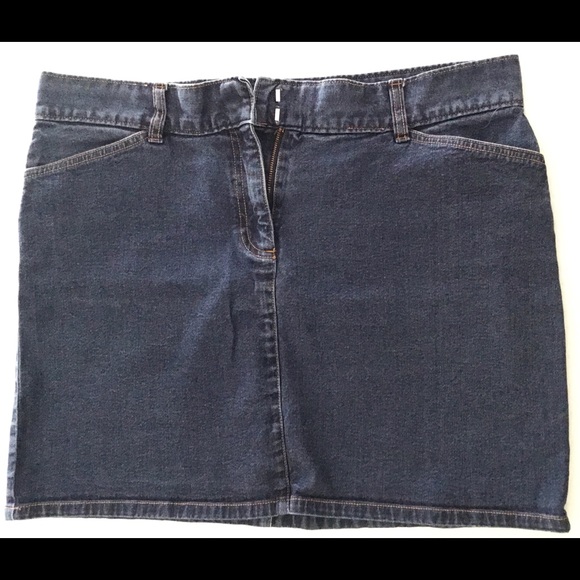 Gap - Picture 3 of 4